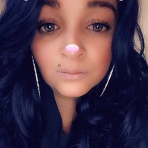 Meet your Posher, Yazzaira